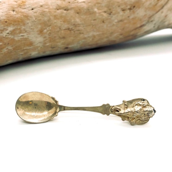 Antique Vintage Nouveau sterling Cherub spoon brooch Mini - Picture 1 of 10